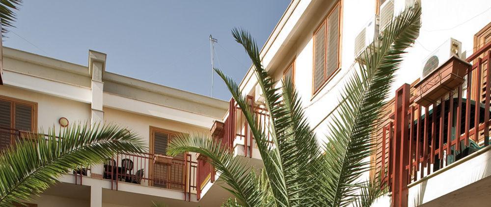 Residence Marinella 산비토로카포 외부 사진