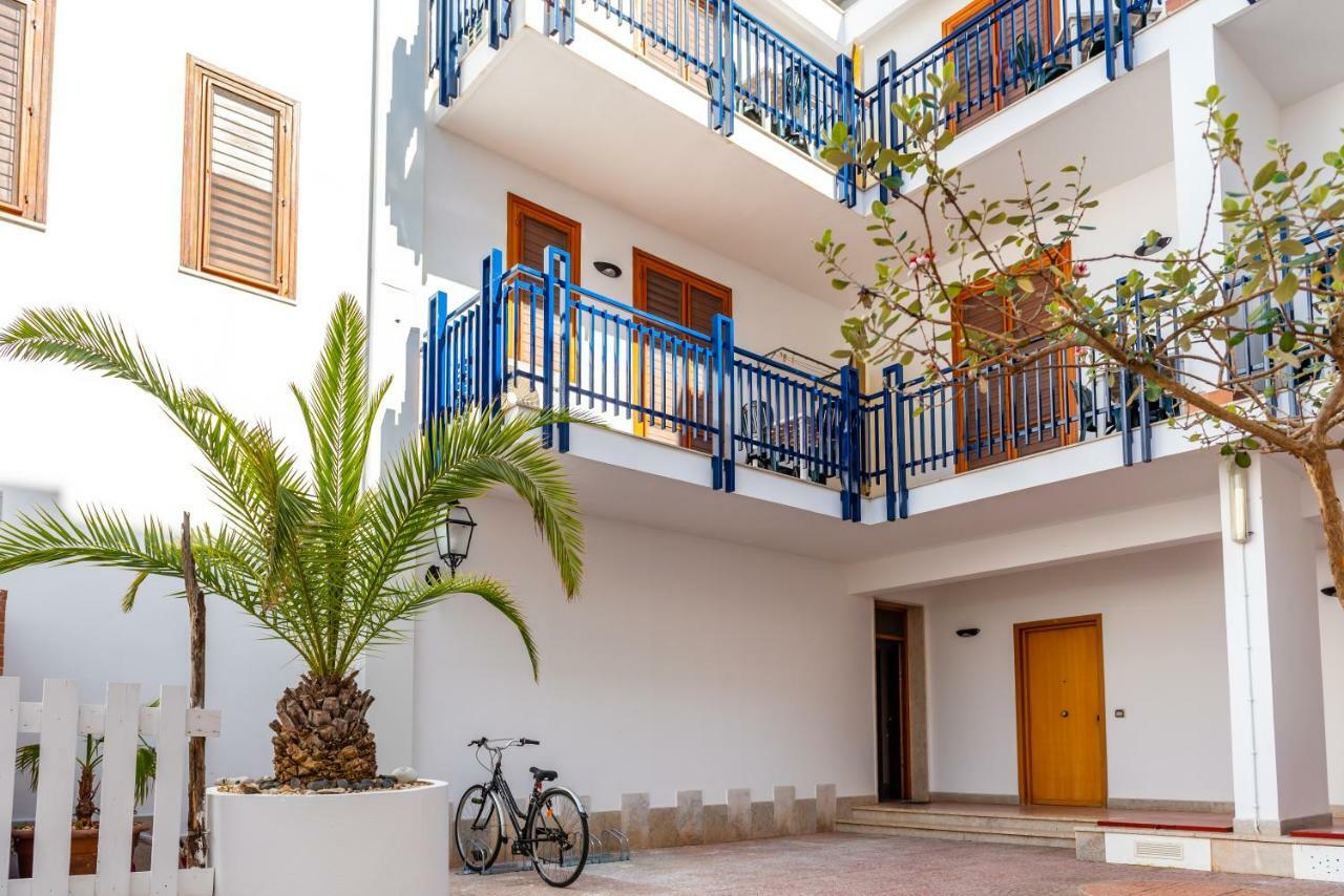 Residence Marinella 산비토로카포 외부 사진