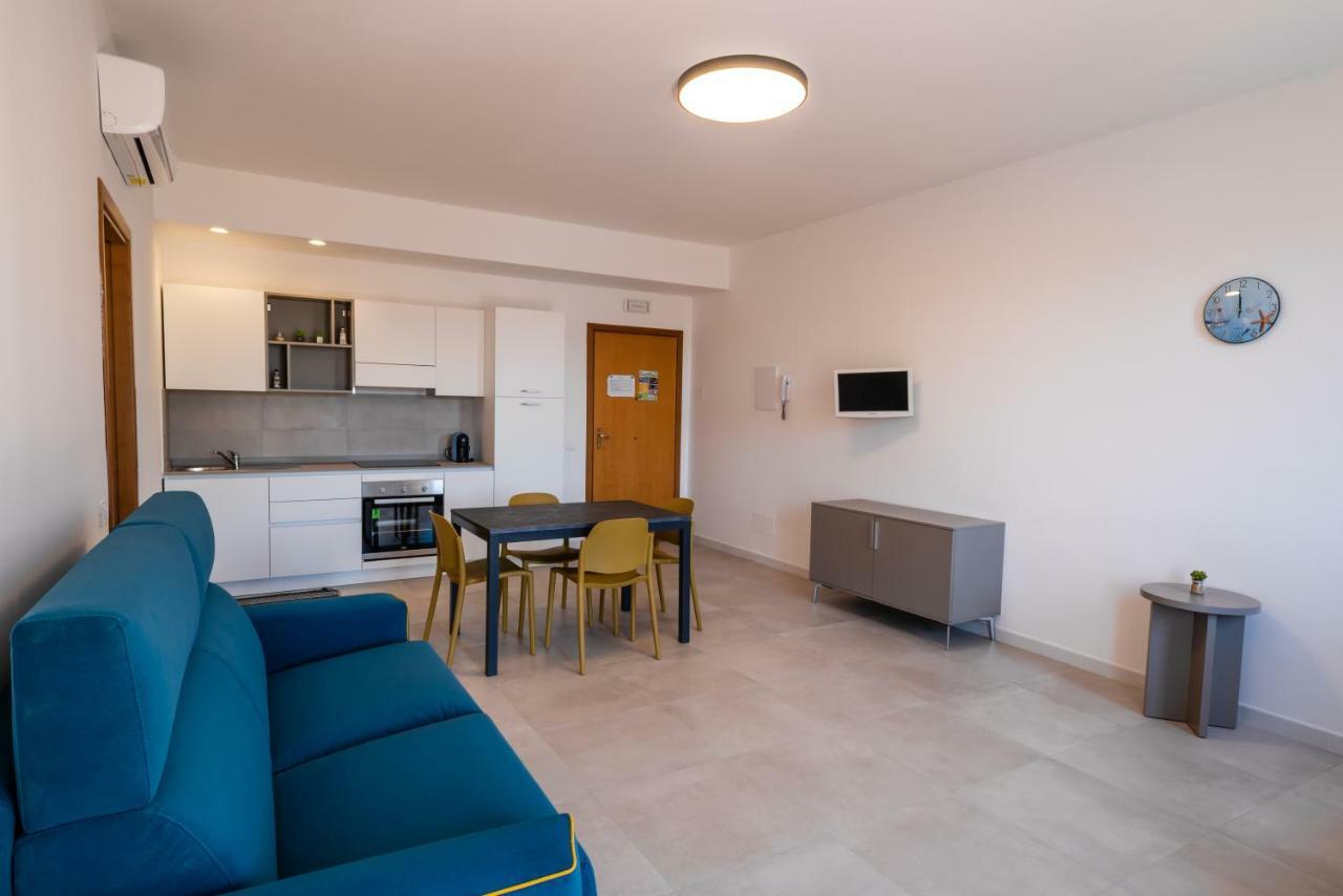 Residence Marinella 산비토로카포 외부 사진