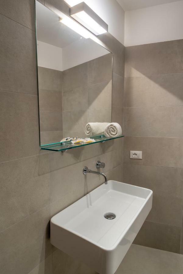 Residence Marinella 산비토로카포 외부 사진