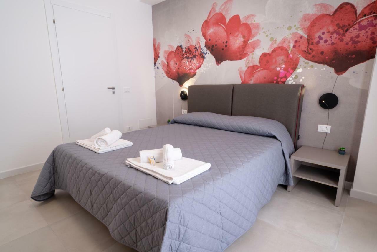 Residence Marinella 산비토로카포 외부 사진