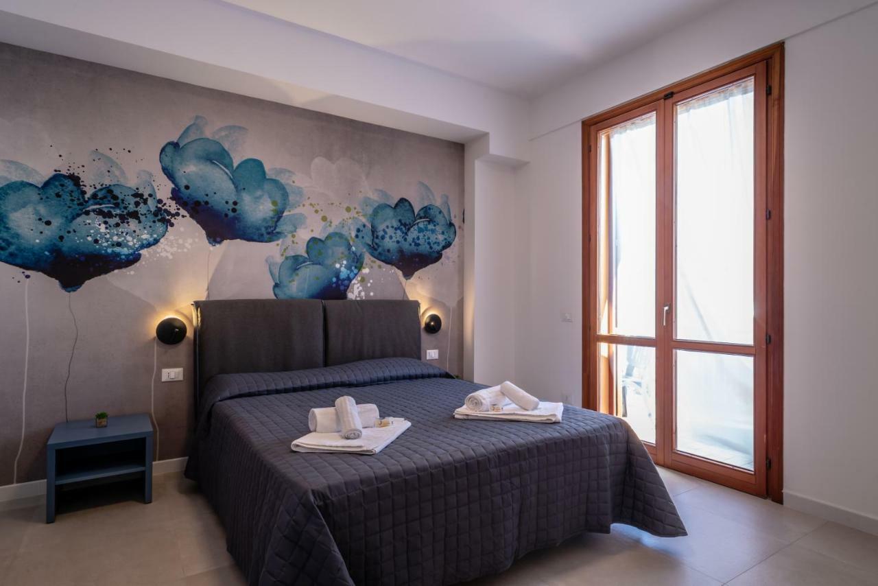Residence Marinella 산비토로카포 외부 사진